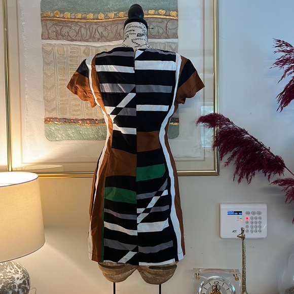 Beautiful Abstract Dress by Derek Lam - Picture 8 of 9